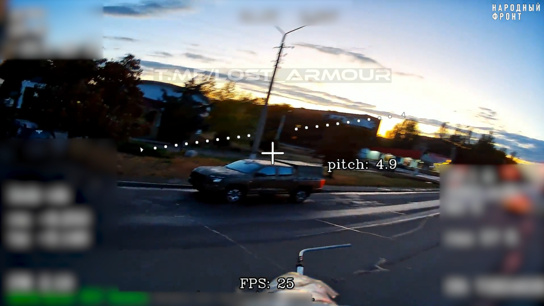 VÍDEO: drone russo de fibra óptica atinge veículo das forças ucranianas em cidade estratégica