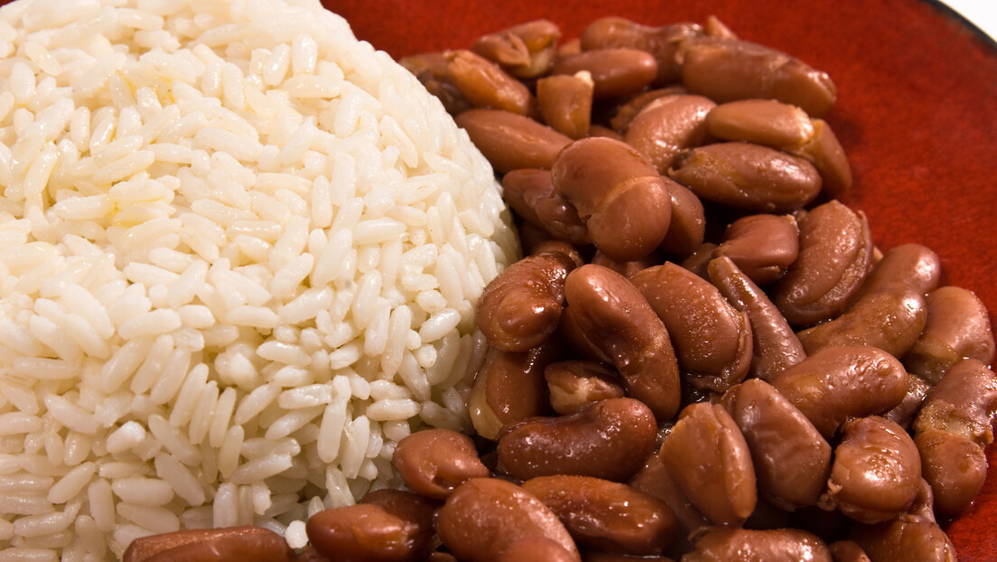 Brasil registra menor consumo de arroz e feijão desde 1960