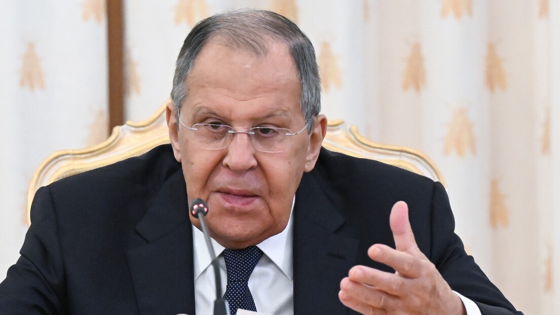 Europa quer transformar conflito na Ucrânia na 'guerra de Trump', revela Lavrov