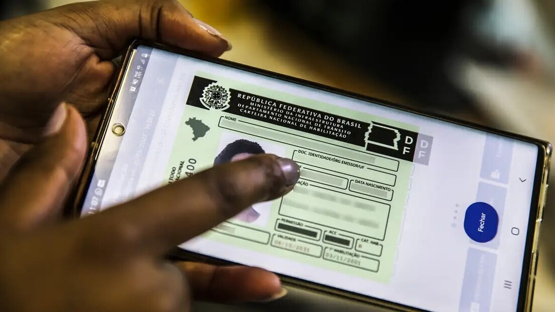 Fim da autoescola obrigatória: projeto do governo enfrenta críticas da oposição