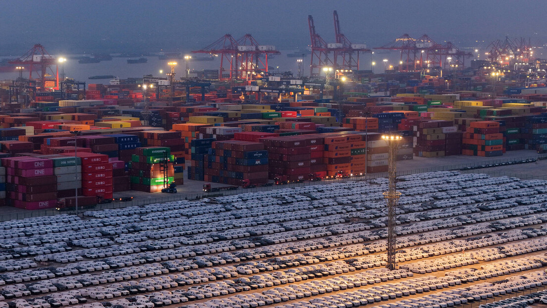 Economia da China cresce 4,8% no 3º trimestre, apesar das tarifas americanas