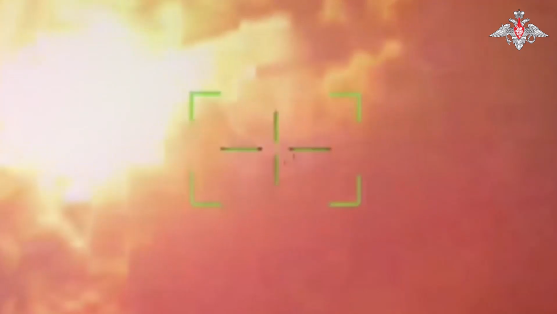 VÍDEO: drone russo Gueran atinge ponto de deslocamento das tropas de Kiev