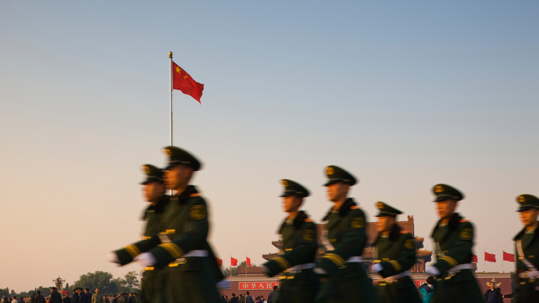 Trump diz que EUA construíram o Exército da China