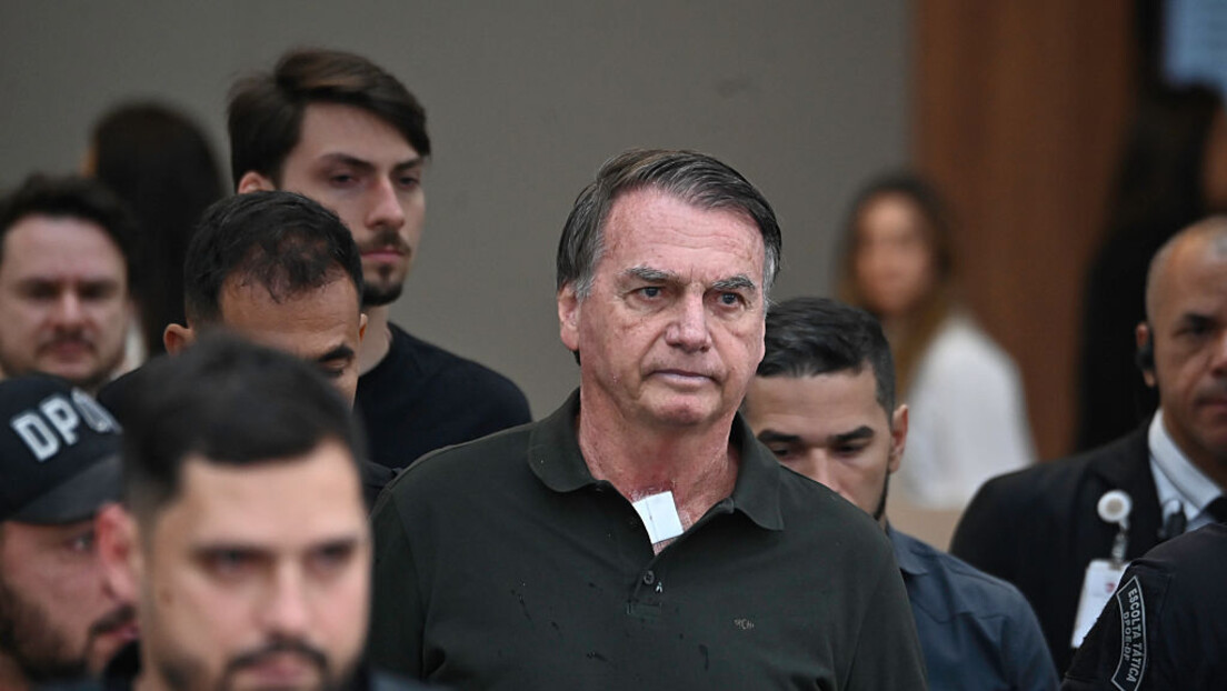 Bolsonaro recorre ao STF e pede revisão de condenação