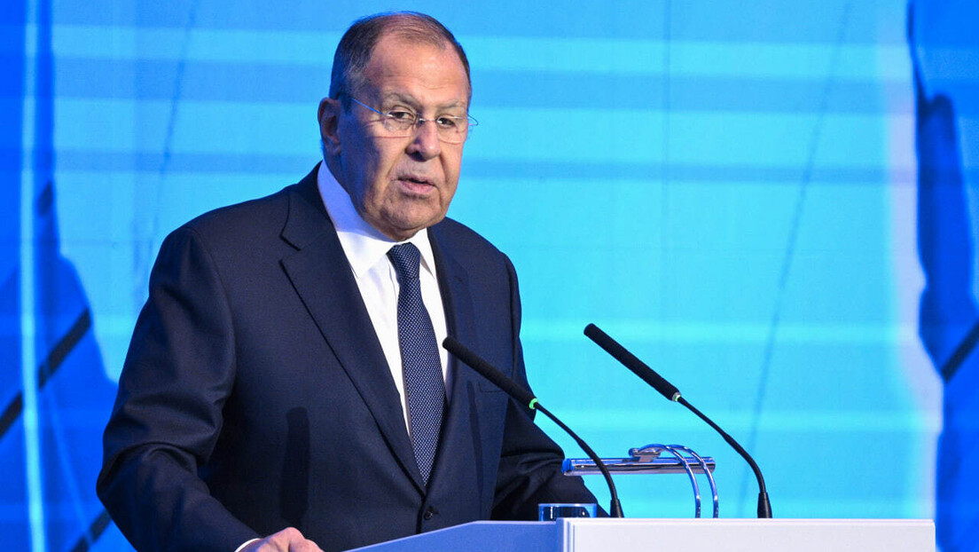 'Ficaram todos quietinhos': Lavrov comenta reação do Ocidente a testes do míssil Burevestnik