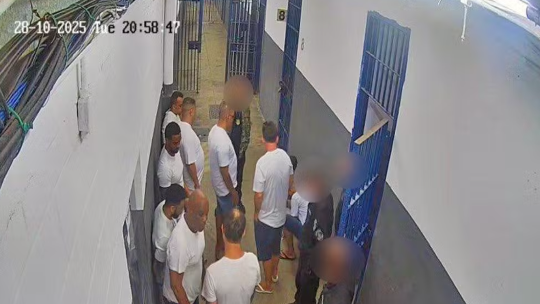 Cúpula do Comando Vermelho é levada a presídio de segurança máxima no Rio