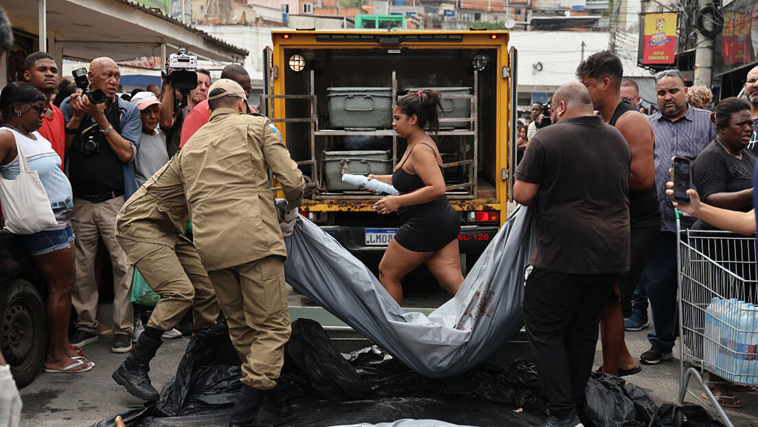 Polícia vai investigar remoção de corpos após operação no Complexo da Penha