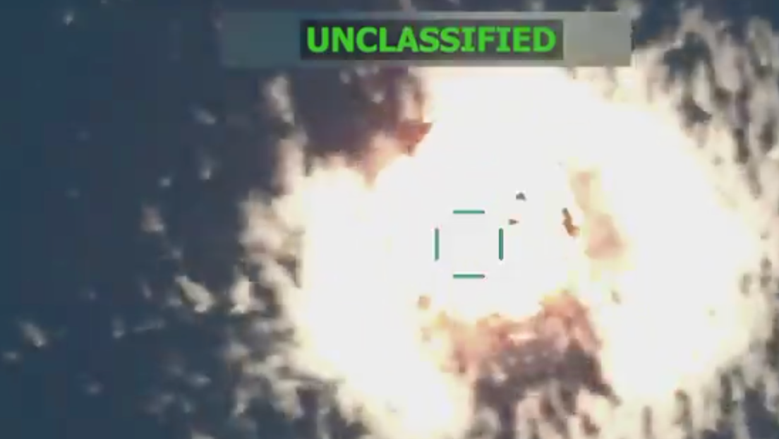 EUA anuncia novo ataque contra barco que seria usado por organização terrorista