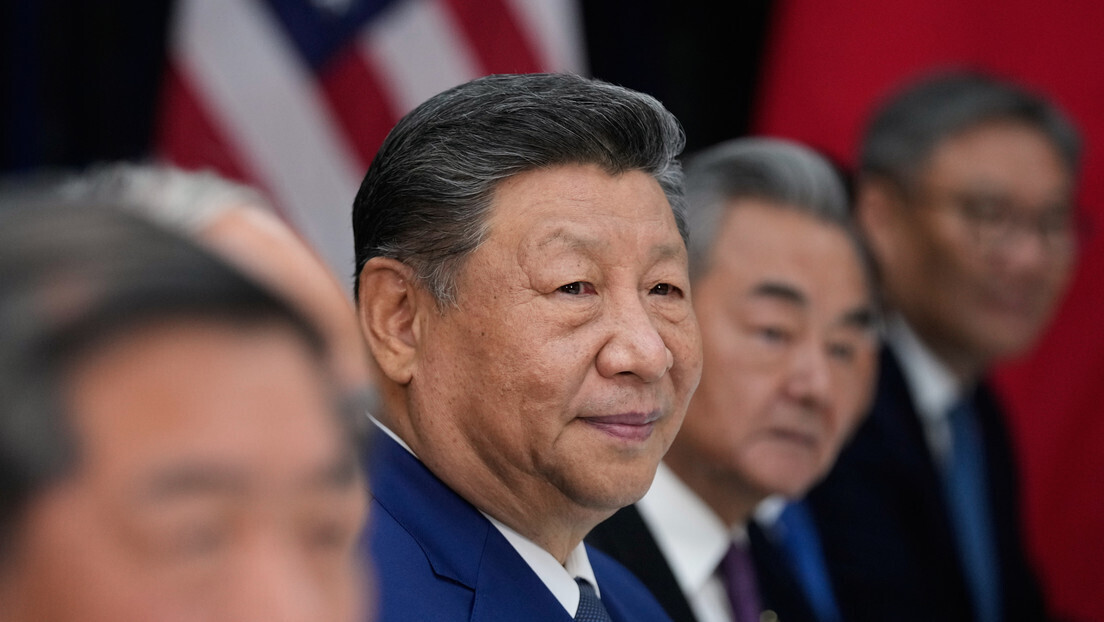 Xi faz alerta a Trump sobre 'círculo vicioso de retaliações mútuas'