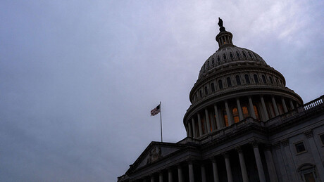 Governo dos EUA entrará em paralisação após Congresso não aprovar orçamento