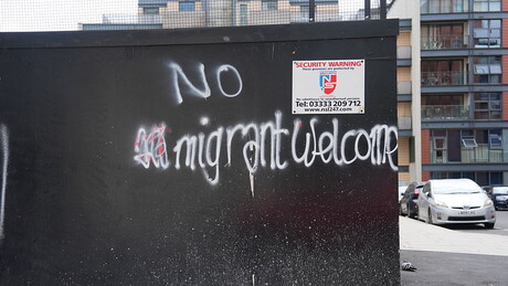 'Chegaram muitos': Reino Unido endurece política de imigração