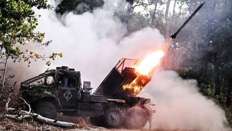 Rússia ataca linha de montagem de drones de longo alcance e outras instalações na Ucrânia