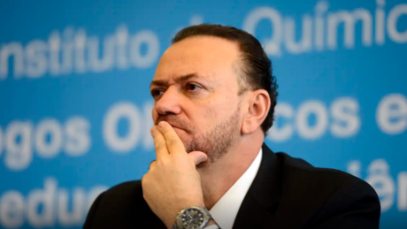 Presidente do PT reafirma que Trump é fascista: 'Não recuo um milímetro'