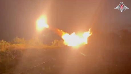 VÍDEO: 'Fogo infernal' russo destrói fortificação inimiga