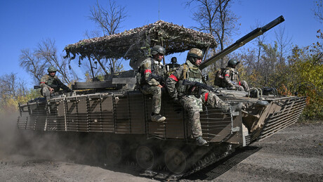 Kremlin: Putin diz a Trump que forças russas controlam a iniciativa em todo o front