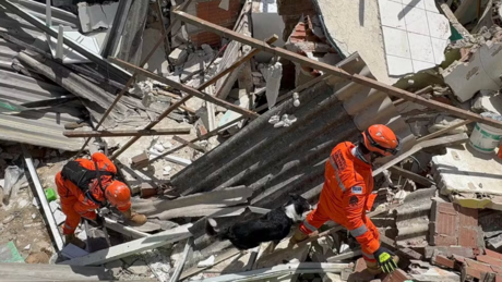 Tragédia em Olinda: explosão destrói oito casas e deixa ao menos dois mortos