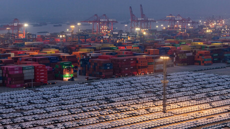 Economia da China cresce 4,8% no 3º trimestre, apesar das tarifas americanas