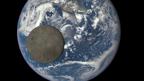China descobre meteoritos raros no lado oculto da Lua