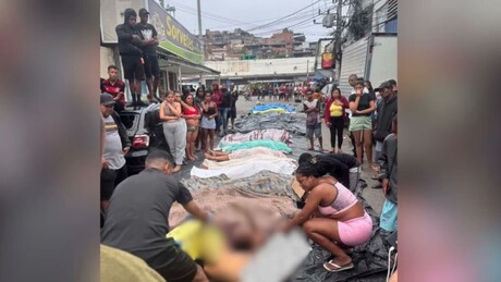 Moradores recolhem dezenas de corpos após operação mais letal da história do Rio