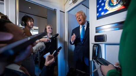 'Estamos conversando com a Rússia sobre desnuclearização', diz Trump