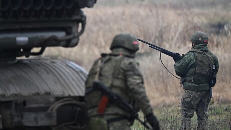 Rússia está disposta a cessar ataques para entrada de jornalistas em áreas onde tropas da Ucrânia estão cercadas