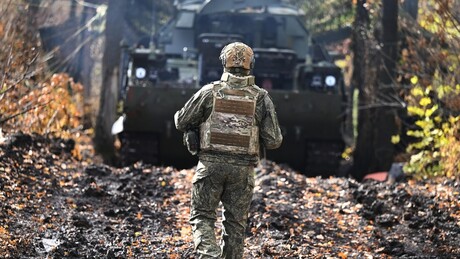 Rússia esmaga dezenas de tentativas das tropas de Kiev de romper cerco