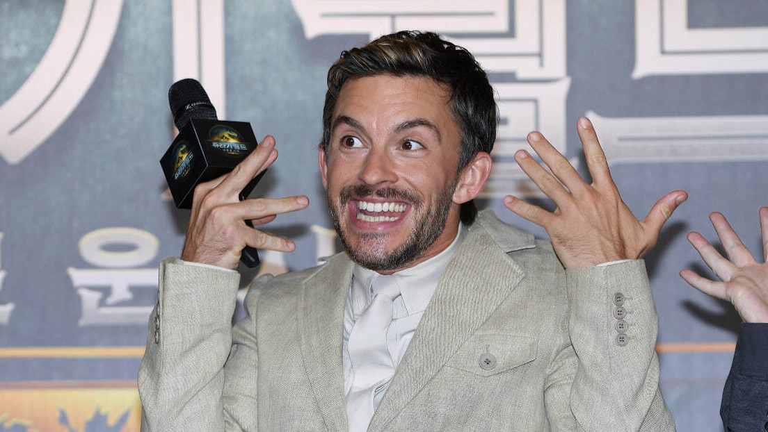 Revista People elege ator britânico como 'o homem mais sexy do mundo'