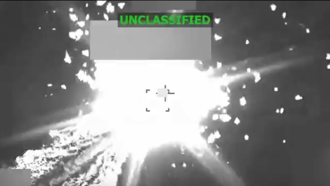 VÍDEO: secretário de Guerra dos EUA anuncia outro ataque mortal contra 'narcobarco'