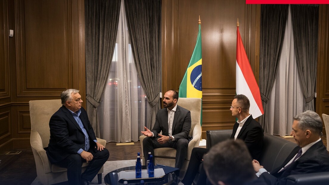 Primeiro-ministro da Hungria diz estar 'alinhado com os Bolsonaro durante tempos difíceis'