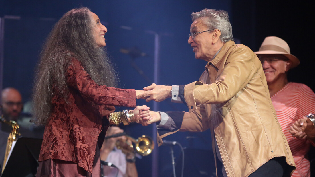 Caetano Veloso e Maria Bethânia são indicados ao Grammy na categoria Melhor Álbum da Música Global