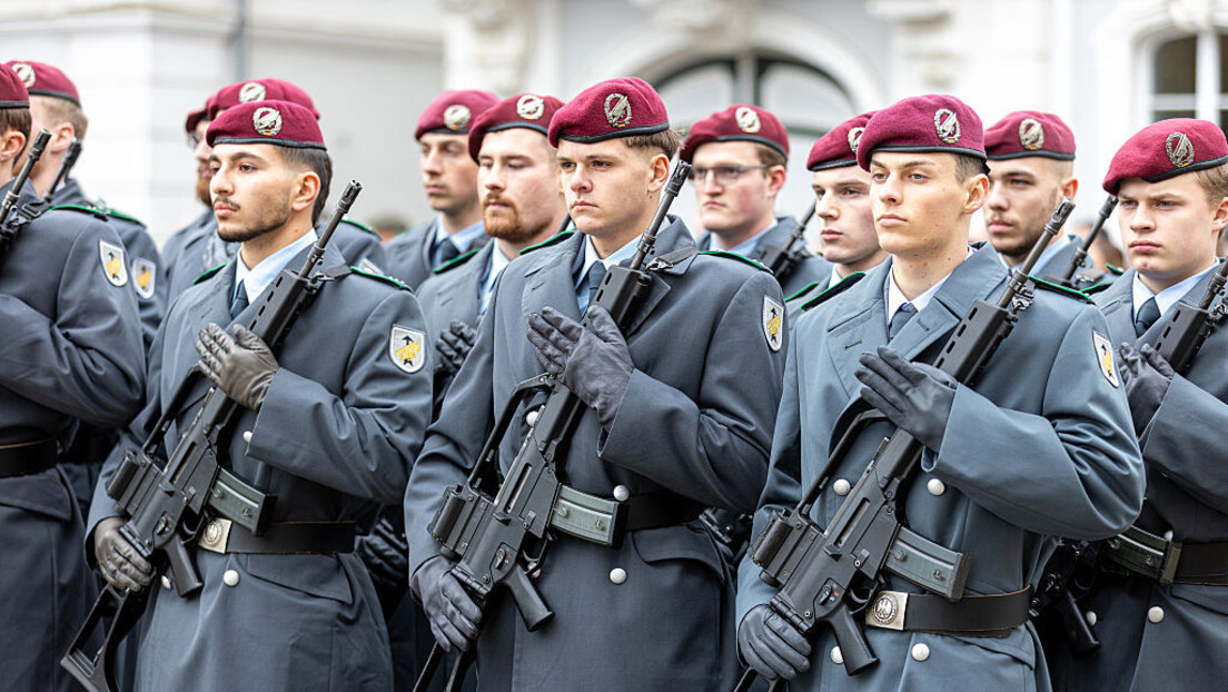 França e Polônia demonstram preocupação com rápido rearmamento da Alemanha e citam receio histórico