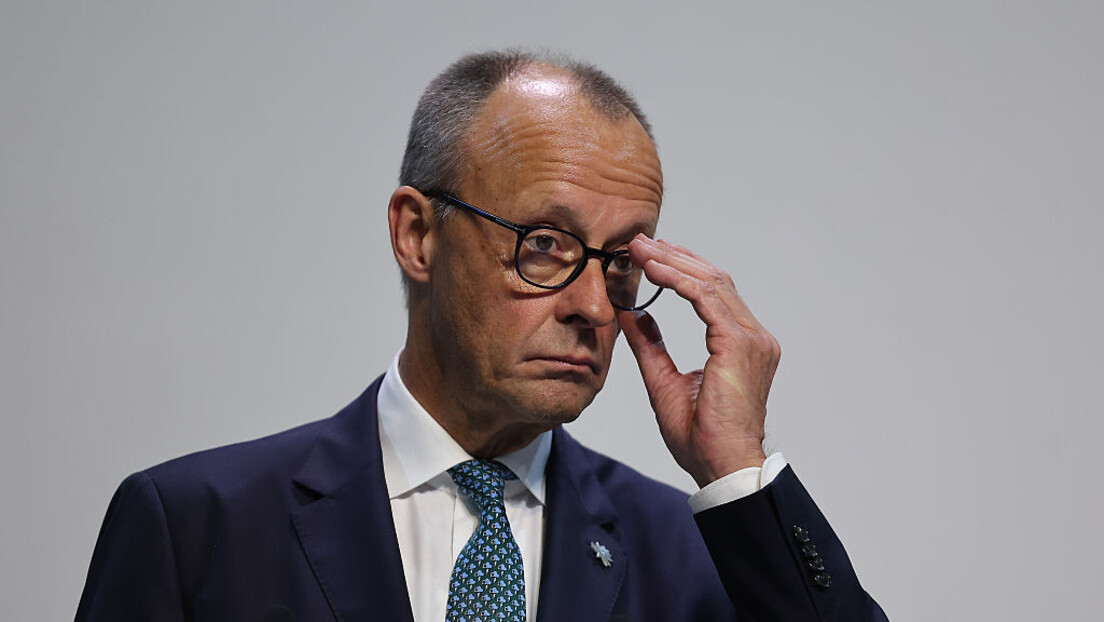 Chanceler alemão desdenha de Belém e afirma que todos ficaram felizes ao irem embora