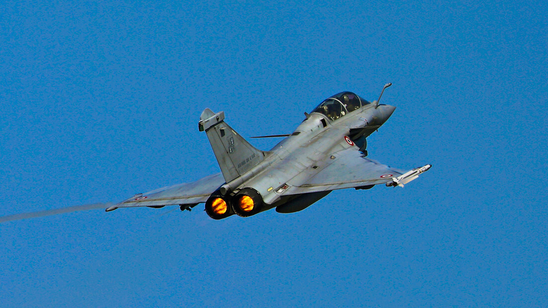 Kremlin comenta aquisição de 100 caças franceses pela Ucrânia