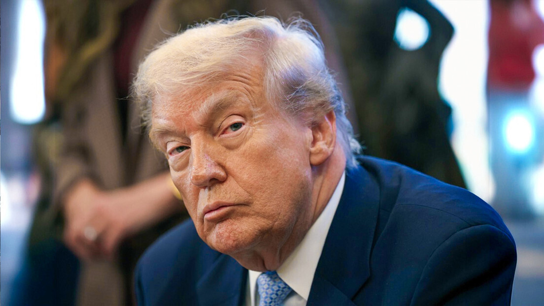 'Fica quieta, porquinha!': Trump silencia repórter que fez pergunta sobre Epstein — VÍDEO