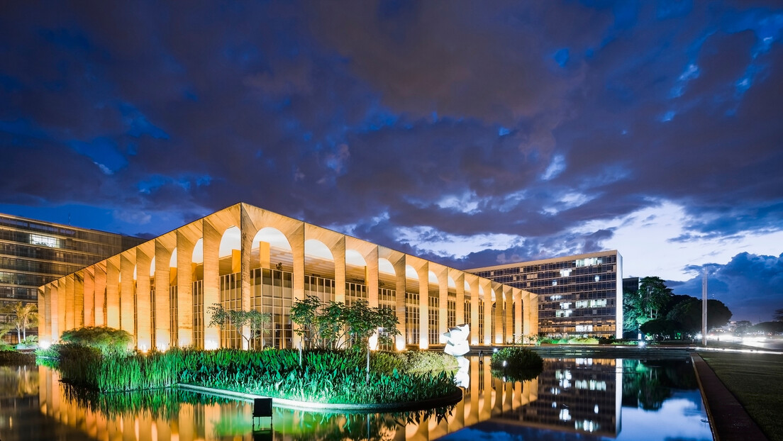 'Satisfação': Itamaraty comenta eliminação de tarifas dos EUA sobre produtos brasileiros