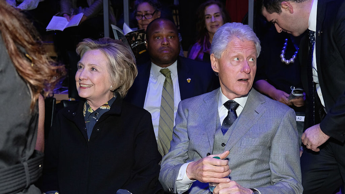 Congresso dos EUA cobra depoimento presencial de Bill e Hillary Clinton sobre caso Epstein