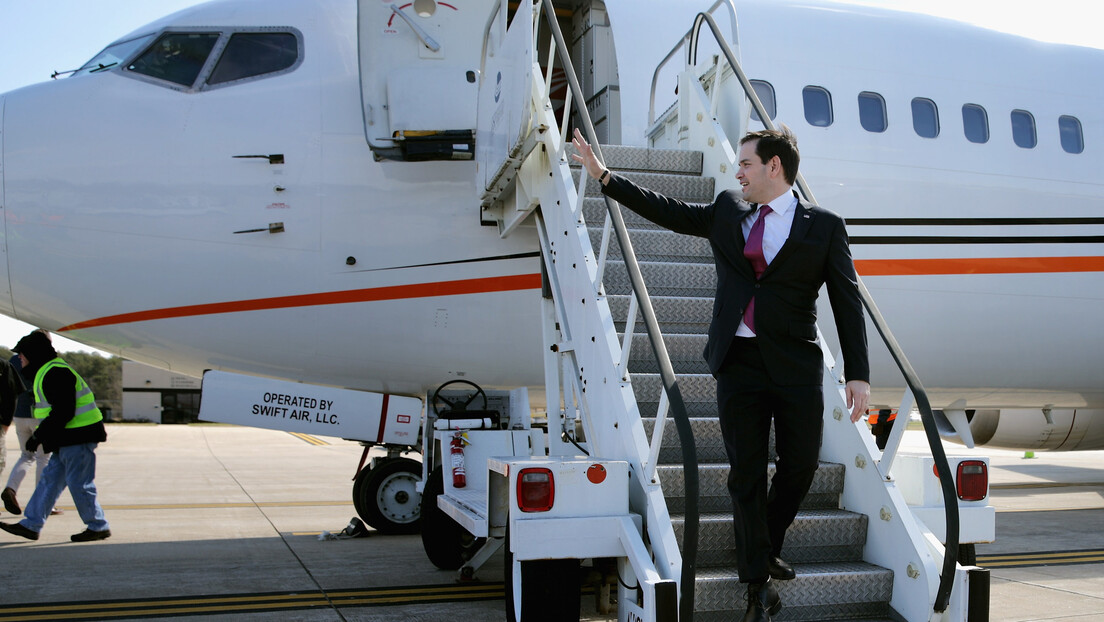 Secretário dos EUA se reúne com delegações de Kiev e da Europa para discutir acordo de paz