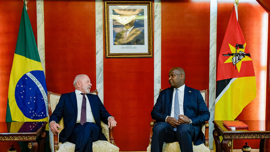 'Não vamos ser exportador dos minerais críticos', diz Lula em Moçambique