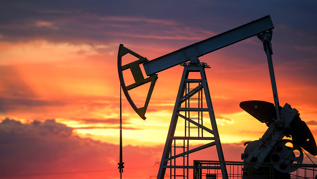 Rússia se tornará 'base de recursos' para a China, diz chefe de gigante petrolífera russa