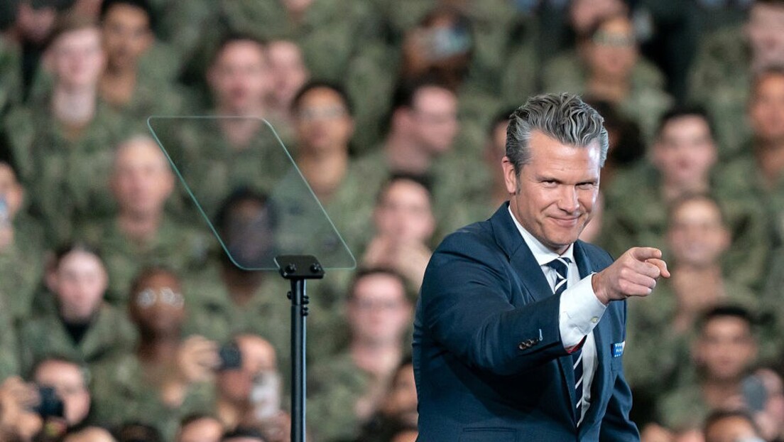 Chefe do Pentágono ameaça a qualquer pessoa que entrar com drogas nos EUA: 'Vamos matá-los'