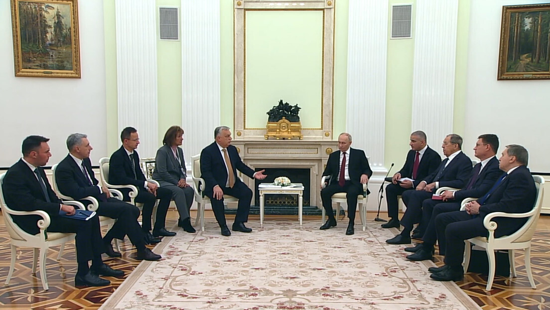 Putin e Orbán se reúnem em Moscou em meio a tentativas negociação de paz na Ucrânia