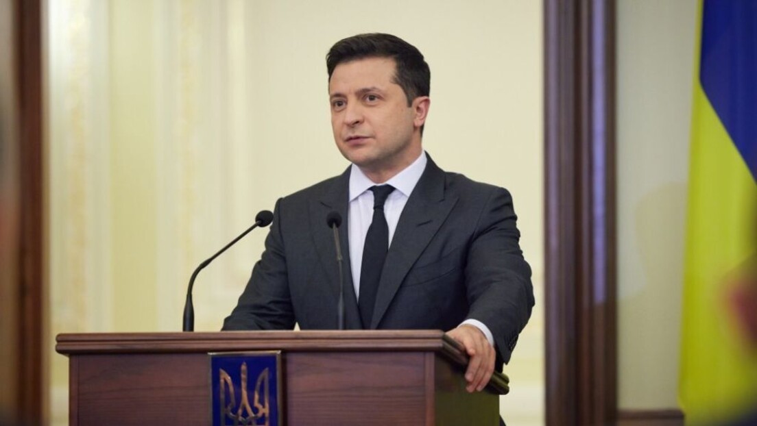 'Chegou comigo e vai sair comigo': Zelensky sobre seu aliado Yermak em 2021