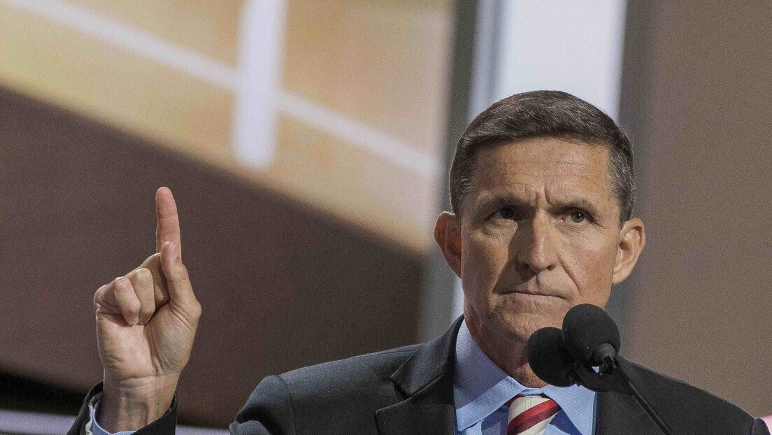 Ex-conselheiro de Trump pede prisão de Zelensky após queda de seu 'braço direito'