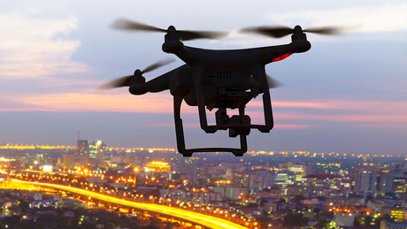 Ministro de Petro denuncia ameaças de morte após drones sobrevoarem sua casa: 'ato criminoso'