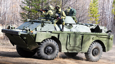 Kremlin: Rússia desenvolve escudo contra os 'cabeças-quentes' do Ocidente e suas ações imprudentes