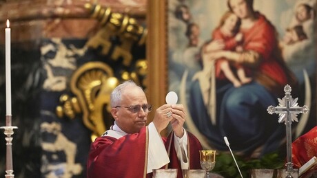 Papa resolve debate católico de décadas sobre papel da Virgem Maria