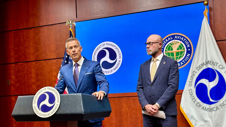 Paralisação governamental leva EUA a cortar voos em 40 aeroportos