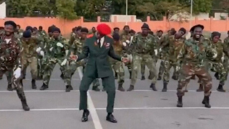 VÍDEO: tropa angolana viraliza nas redes sociais com dança carismática