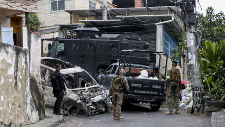 Uso de drones pelo CV é 'ápice' de corrida armamentista em conflitos urbanos, diz especialista à RT