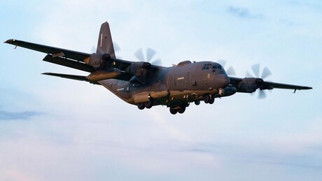 EUA enviam aviões de ataque a El Salvador em meio à escalada militar no Caribe